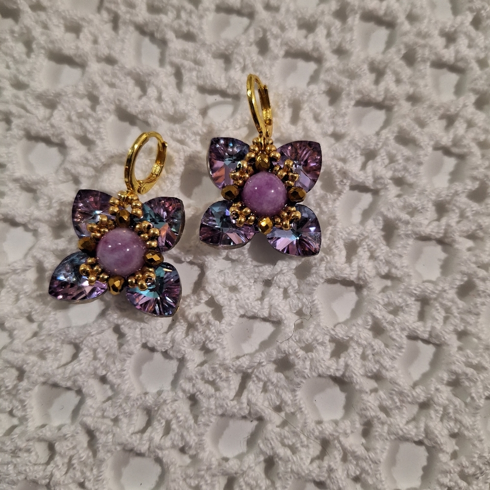 crystal heart  earrings.